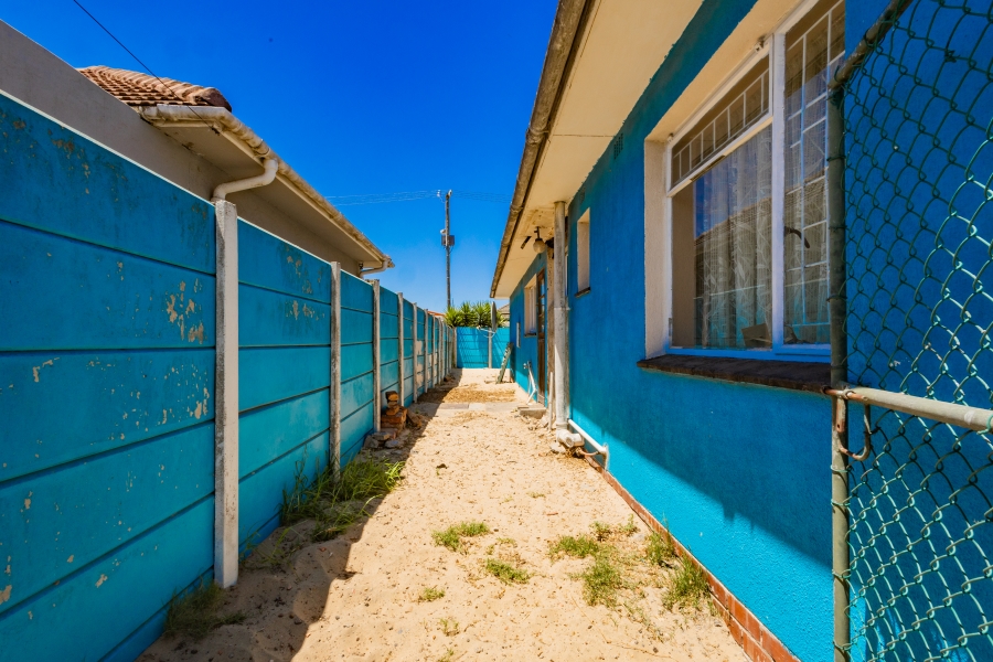 4 Bedroom Property for Sale in Belmont Park Western Cape